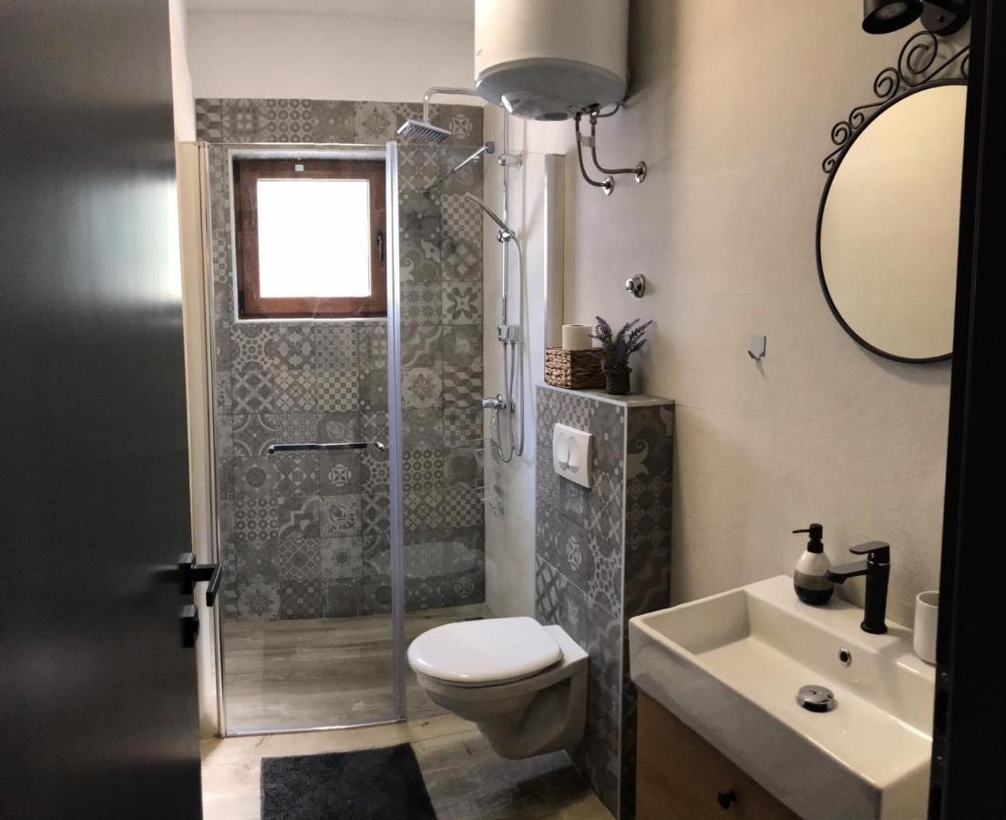 Apartmani Rina Donja Jagodnja Екстериор снимка