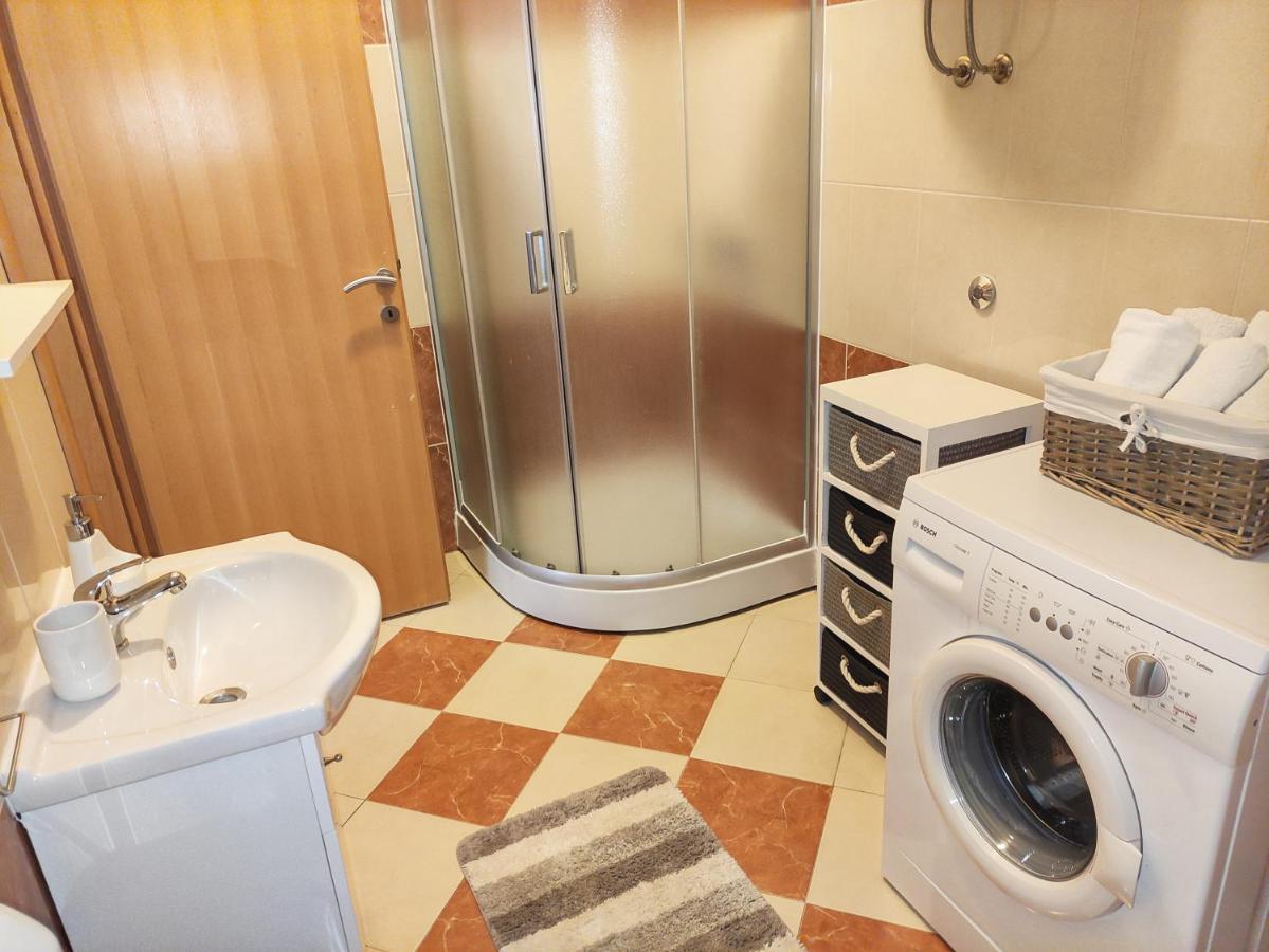 Apartmani Rina Donja Jagodnja Екстериор снимка