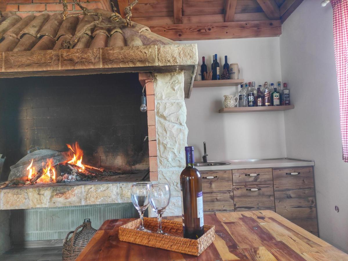 Apartmani Rina Donja Jagodnja Екстериор снимка