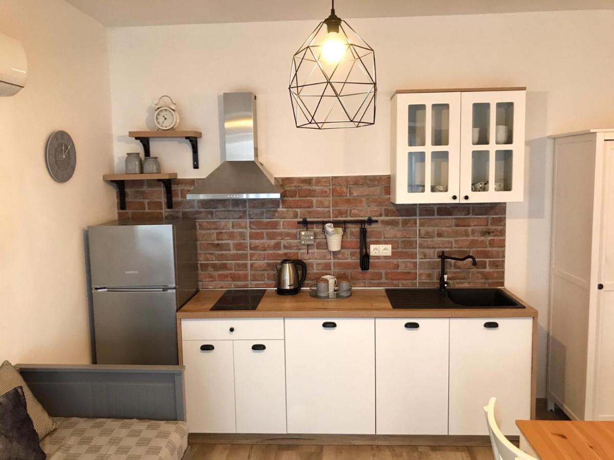 Apartmani Rina Donja Jagodnja Екстериор снимка